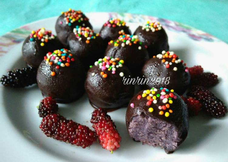 Taro Chocolate Truffle / Taro Cake Pop