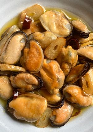 A picture of Best Way To Cook Frozen Boiled Mussel Meat.