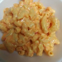 A picture of Mac and Pimento Cheese.