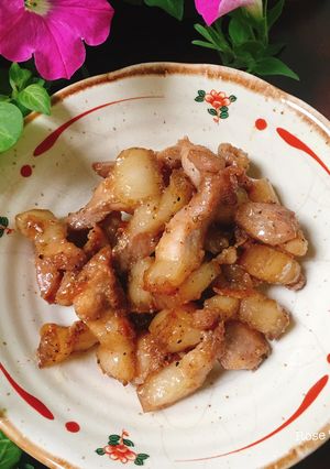 Hình của món Thịt Ram Mặn Ngày Bão.