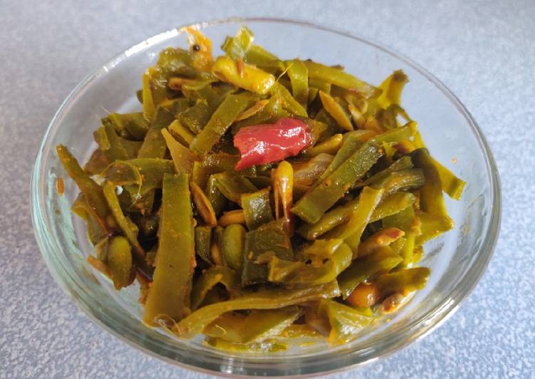 Recipe of Perfect Avaraikai Poriyal Broad Beans Fry