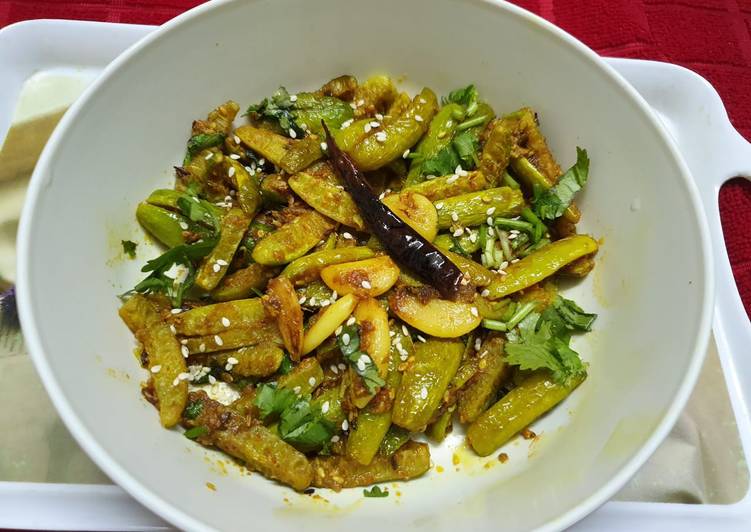 Recipe of Perfect Lasooni Tendli