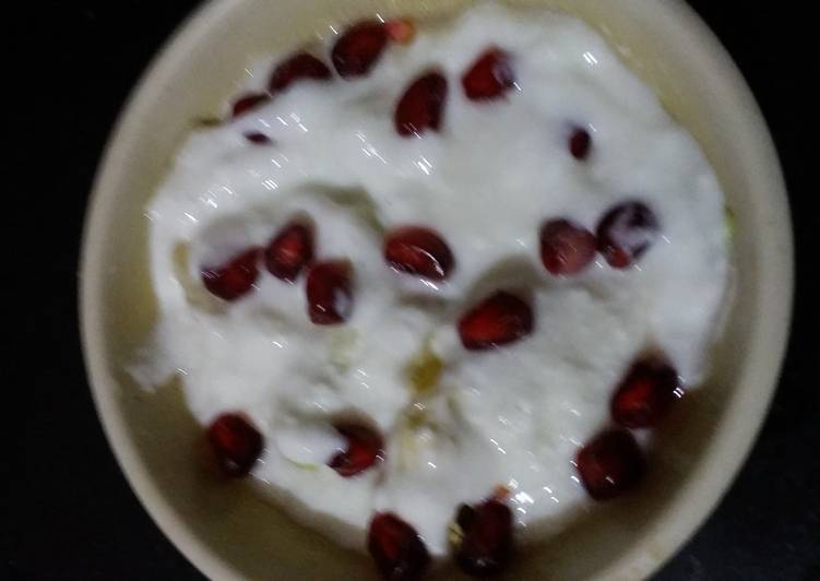 Pineapple raita