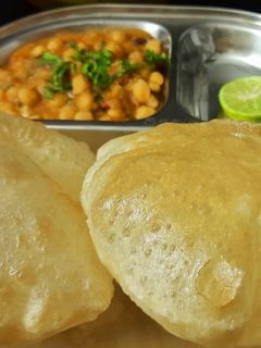 பட்டூரா செய்முறை முக்கிய புகைப்படம்