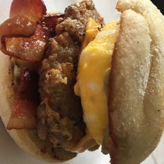 A picture of Breakfast Burger.
