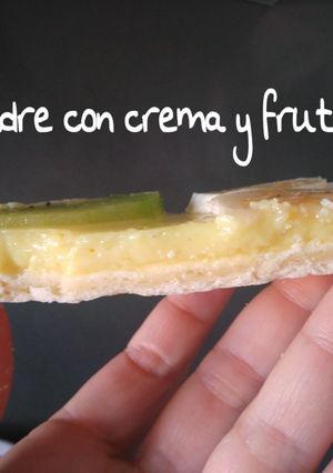 Foto principal de Hojaldre de crema y frutas