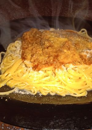 Una foto de Tallarines con salsa bolognesa casera