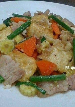รูปของ เต้าหู้ทรงเครื่องหมูสามชั้น