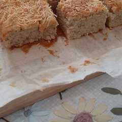 รูปของ Bolu pisang moist didalam crispy diluar 2 telur