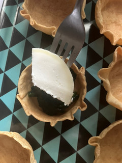 Una foto de Cestitas de espinacas y queso de cabra, para vegetarianos, en Airfryer