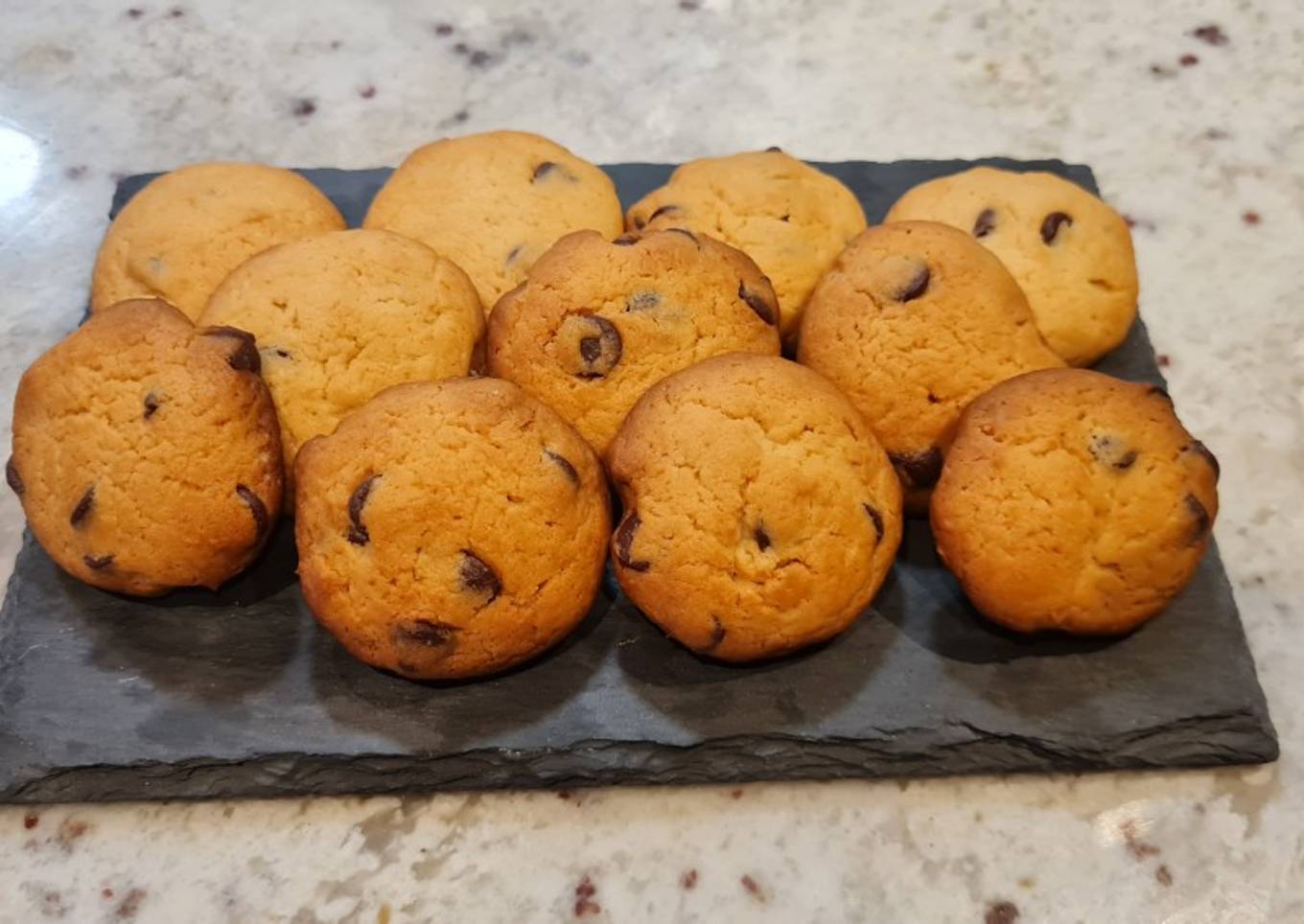 Galletas de queso crema y chips de chocolate