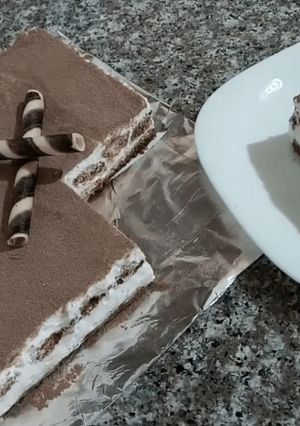 صورة لوصفة تيراميسو روعة بكريمة خفيفة بدون ماسكاربون  لام وليد