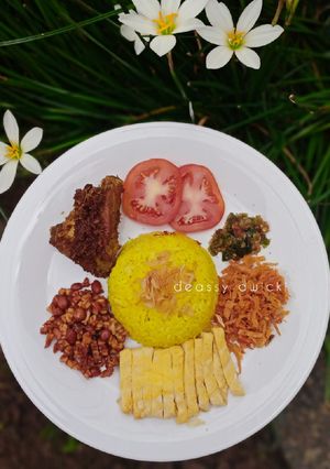 Foto resep Nasi kuning magic com