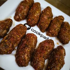 A picture of Haryali Seekh Kabab.