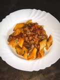 Pennoni rigati con ragù di fegatini di pollo