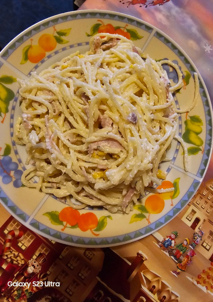 Sonkás, kukoricás, sajtos tészta recept fotója
