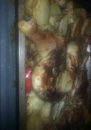 Una foto de Pollo al horno muy rico