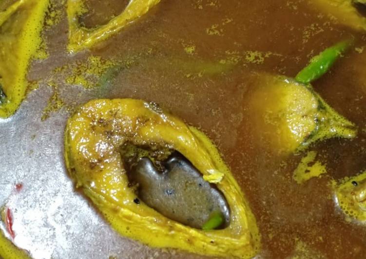 Hilsha mustard curry