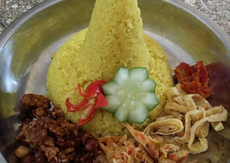 Resep Nasi Kuning Tumpeng mini Anti Gagal