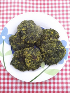 Una foto de Bocaditos de polenta y espinaca