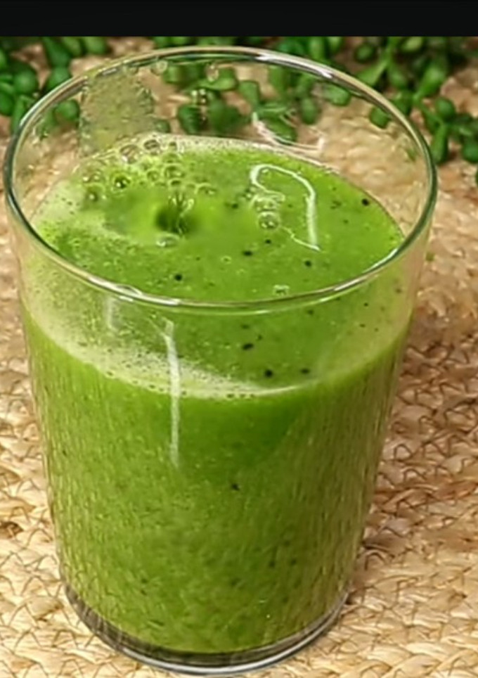 Una foto de Batido de kiwi y espinacas