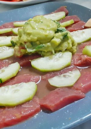 Una foto de Sashimi de atún