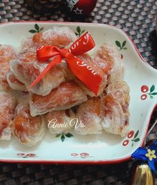 xúc xích chiên giòn