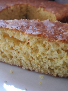 Una foto de Torta de naranja de licuadora