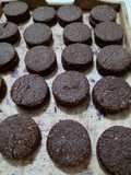Alfajores de maní al chocolate