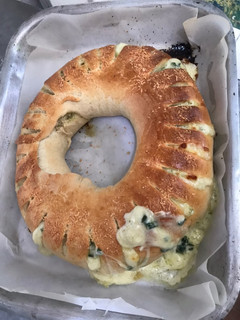 Una foto de Roscón de Espinacas y queso mozzarella