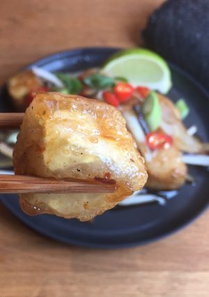 A picture of Thai Chilli Sticky Tofu 🌶 🌱.