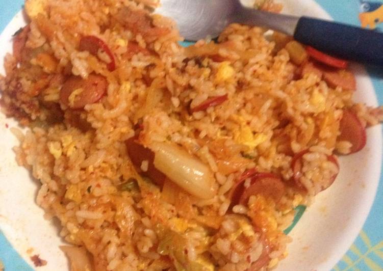 Resep Nasi Goreng Kimchi Simple oleh Dilla - Cookpad