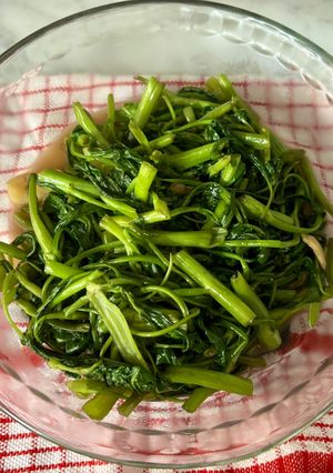 Foto resep Cah Kangkung Bawang Putih