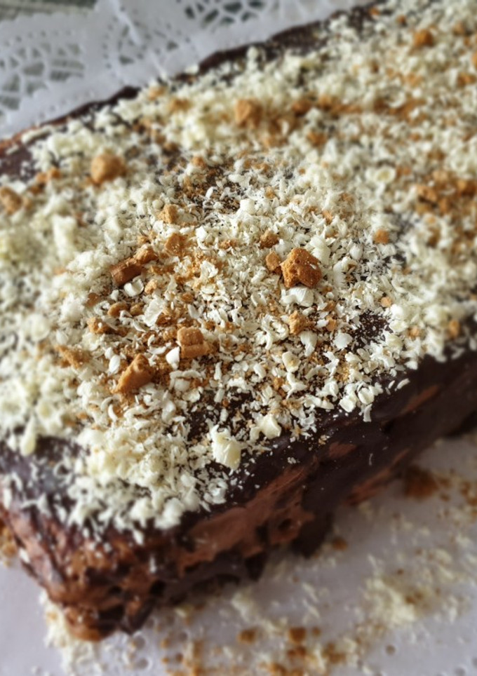 Una foto de Tarta de galletas y chocolate