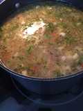Sopa de pata de res y carne