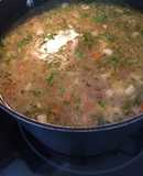 Sopa de pata de res y carne