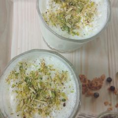 A picture of Guava milk shake.
