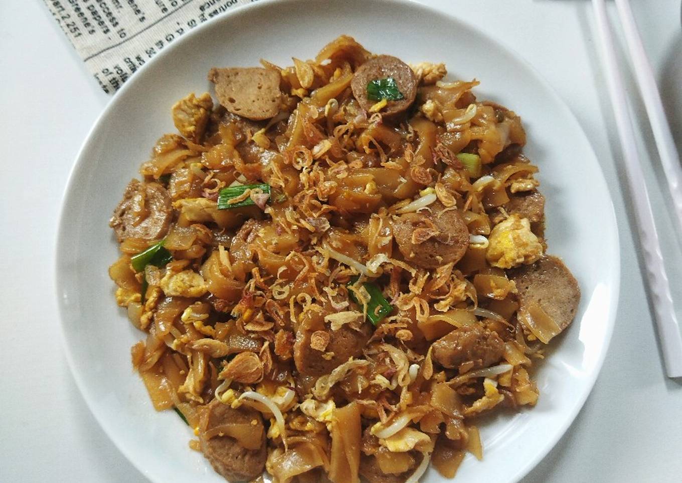 Kwetiau goreng baso