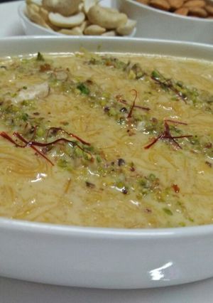 A picture of Sheer Khurma.