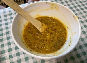Une photo de Marinade aux deux moutardes, ail, romarin et sirop d’érable