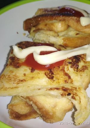 Foto resep Roti goreng telur camilan super simple tapi enak banget 🤣
