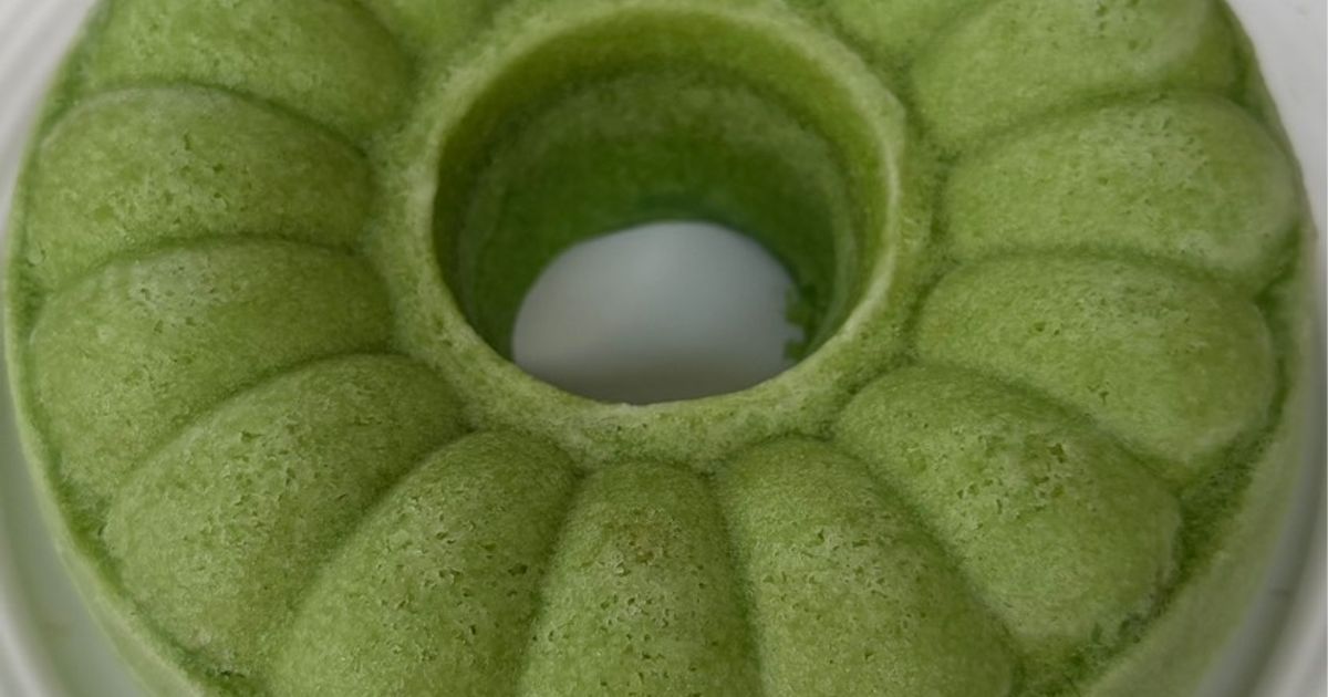 Bolu Kukus Pandan Keju Lumer