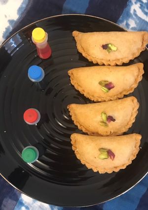 A picture of Mawa Gujiya holi special.