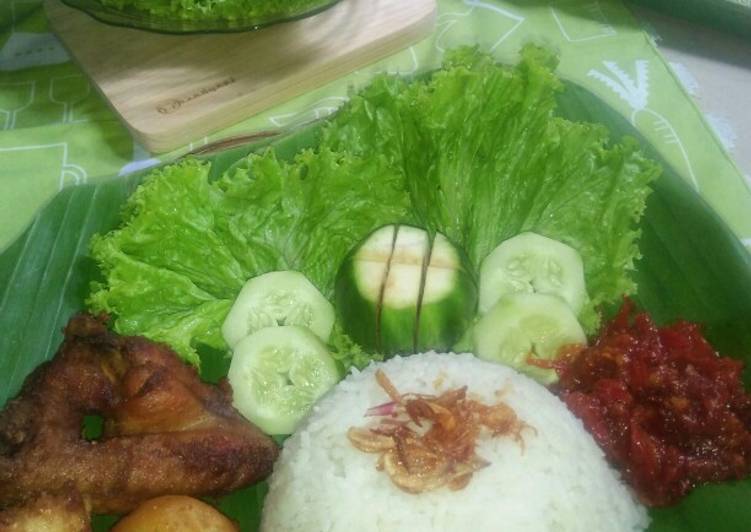 *nasi liwet gurih wangi (magic com)*