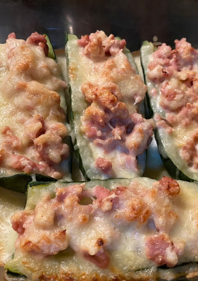 Una foto de Calabacines rellenos gratinados
