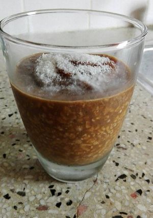 Una foto de Postre de avena, café y dulce de leche 😋