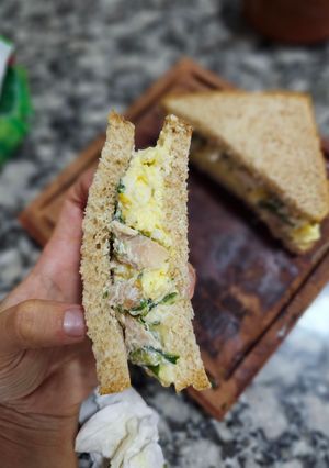 Una foto de Sándwich express fresco