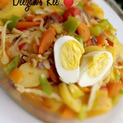 A picture of Veggies Noddles Soup.