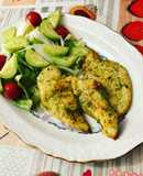 Filete de pollo adobado a la plancha con ensalada