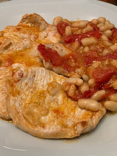 Foto di Arista di Maiale con Fagioli Cannellini e Pomodori